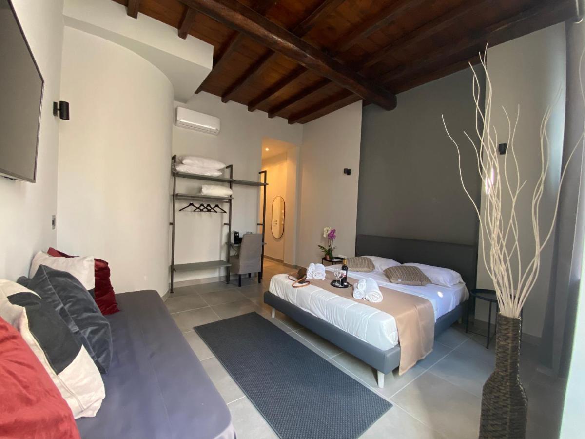 Soha Piazza Di Spagna Boutique Рим Экстерьер фото