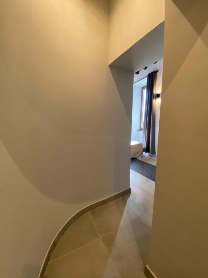Soha Piazza Di Spagna Boutique Рим Экстерьер фото