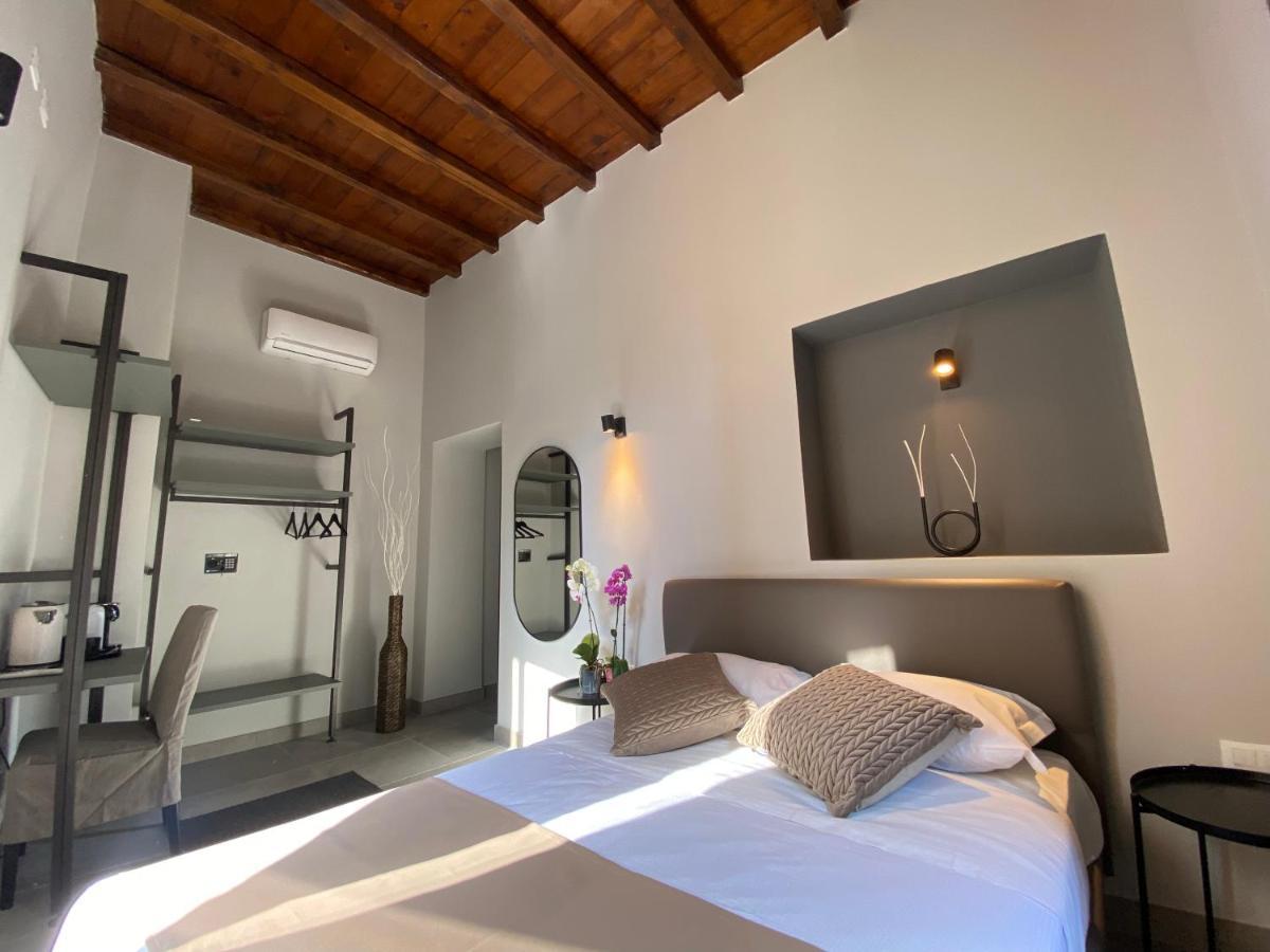 Soha Piazza Di Spagna Boutique Рим Экстерьер фото