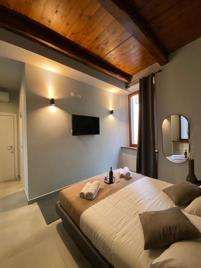 Soha Piazza Di Spagna Boutique Рим Экстерьер фото