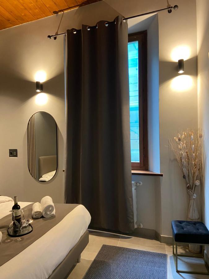 Soha Piazza Di Spagna Boutique Рим Экстерьер фото